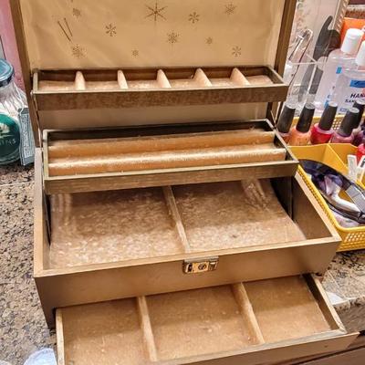 Sale Photo Thumbnail #138