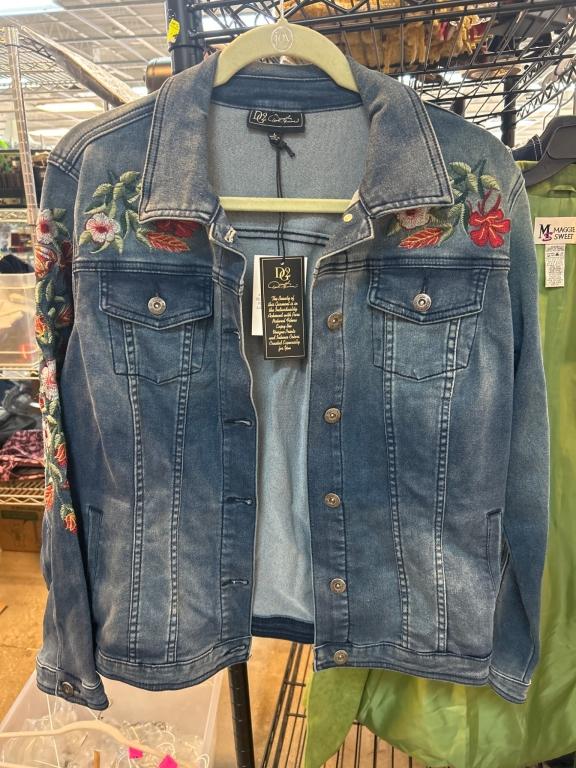 Sale Photo Thumbnail #15