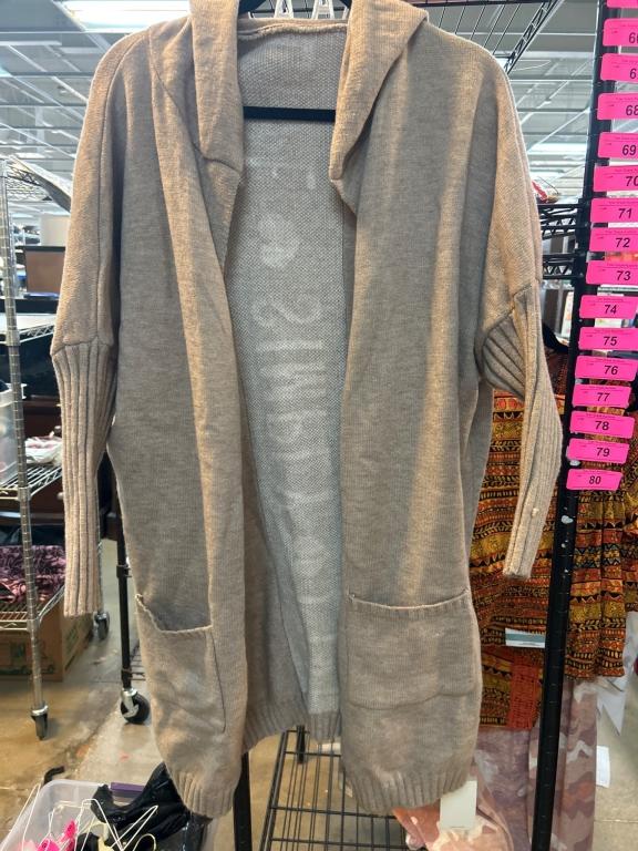 Sale Photo Thumbnail #63