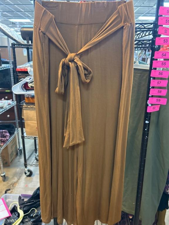 Sale Photo Thumbnail #50