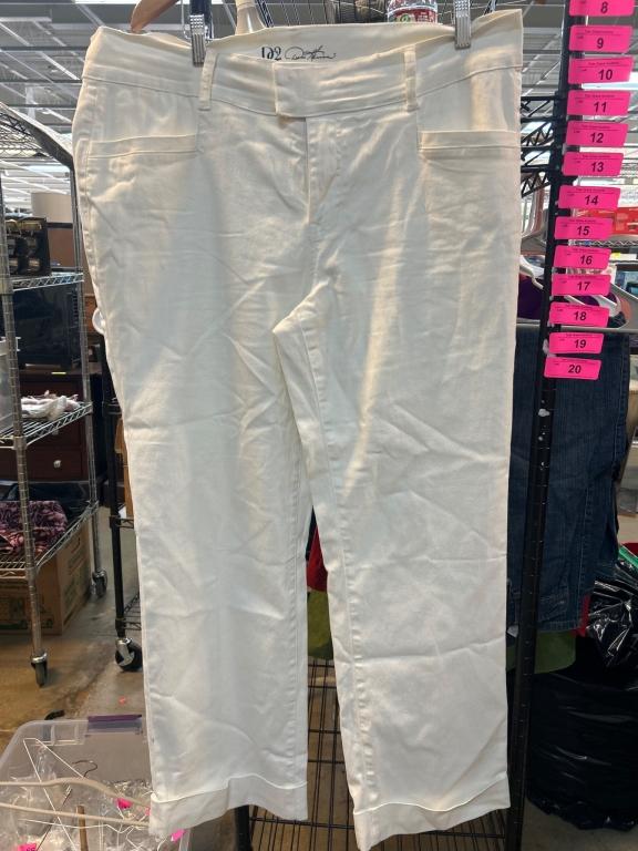 Sale Photo Thumbnail #4