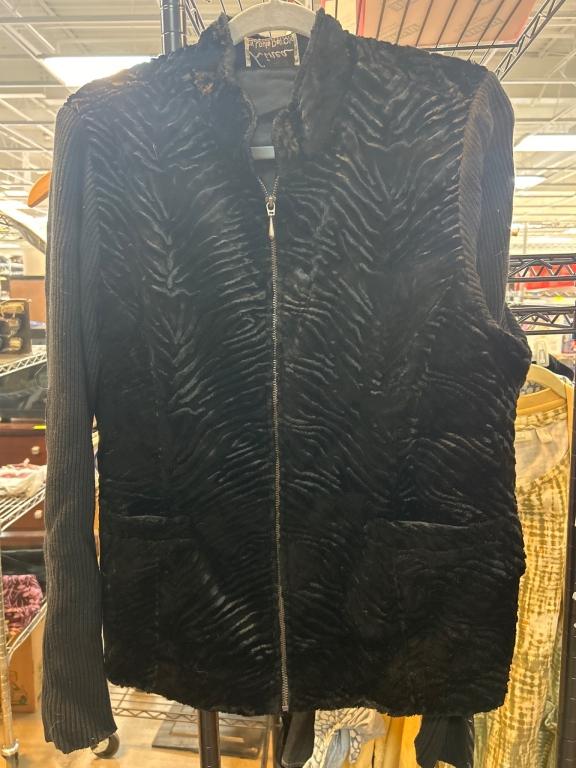 Sale Photo Thumbnail #28