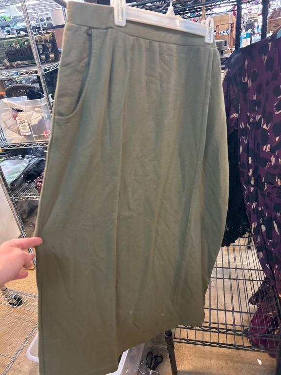 Sale Photo Thumbnail #51