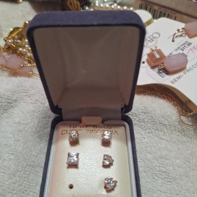 Sale Photo Thumbnail #109