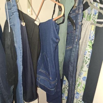 Sale Photo Thumbnail #132