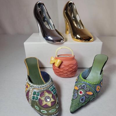 Cinderella Slippers And More Figurines 