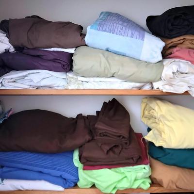 Assortment Of Sheets Sizes Twin - Queen