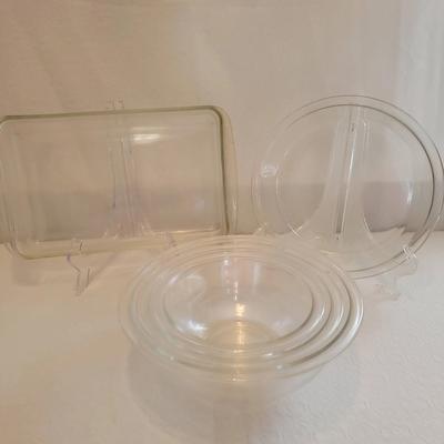 Vintage Pyrex Collection 
