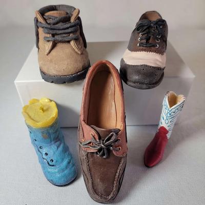 An Oxford, Loafers And More Shoe Figurines 