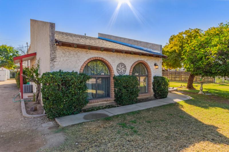 Sale Photo Thumbnail #35