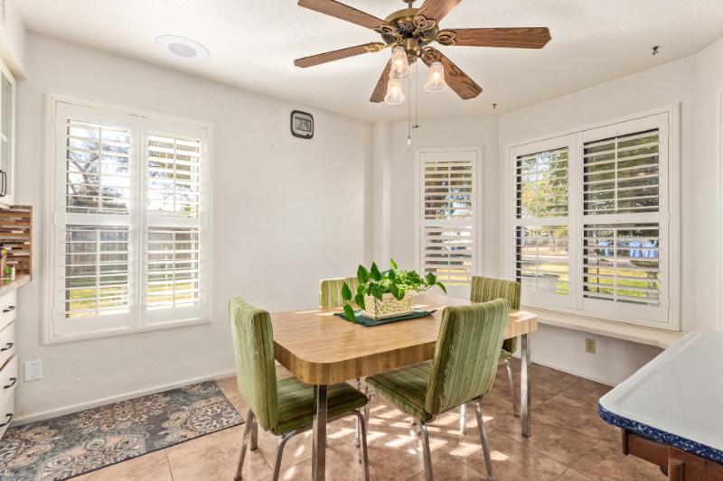 Sale Photo Thumbnail #14