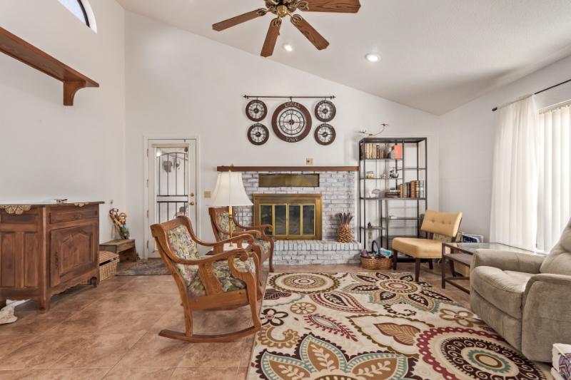 Sale Photo Thumbnail #11