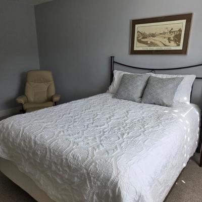 Sale Photo Thumbnail #30