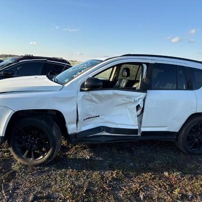 Sale Photo Thumbnail #50