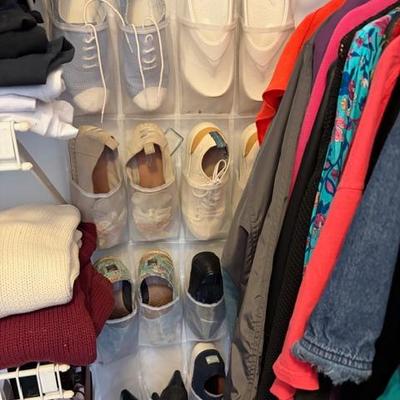 Sale Photo Thumbnail #193