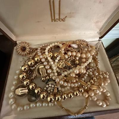 Sale Photo Thumbnail #5: A6b2d390 7da4 4006 a036 dc5f8a4d2a6f