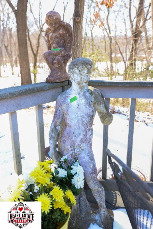 Sale Photo Thumbnail #177