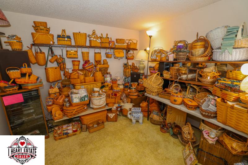 Sale Photo Thumbnail #102