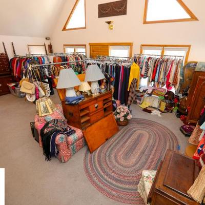 Sale Photo Thumbnail #18