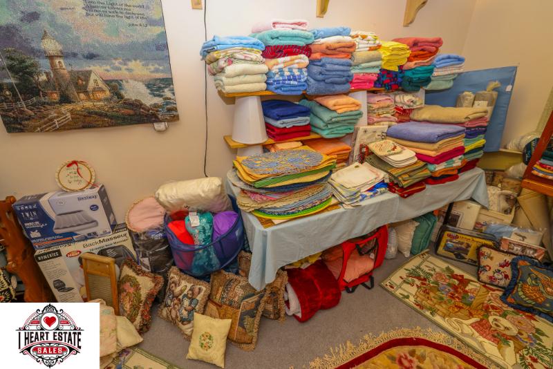 Sale Photo Thumbnail #295