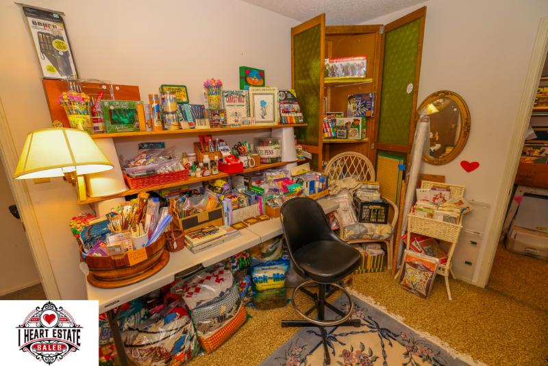 Sale Photo Thumbnail #124