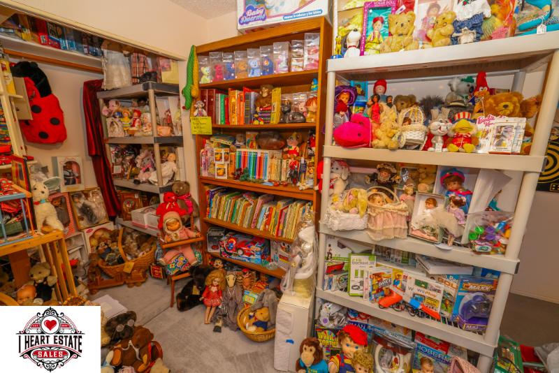 Sale Photo Thumbnail #128