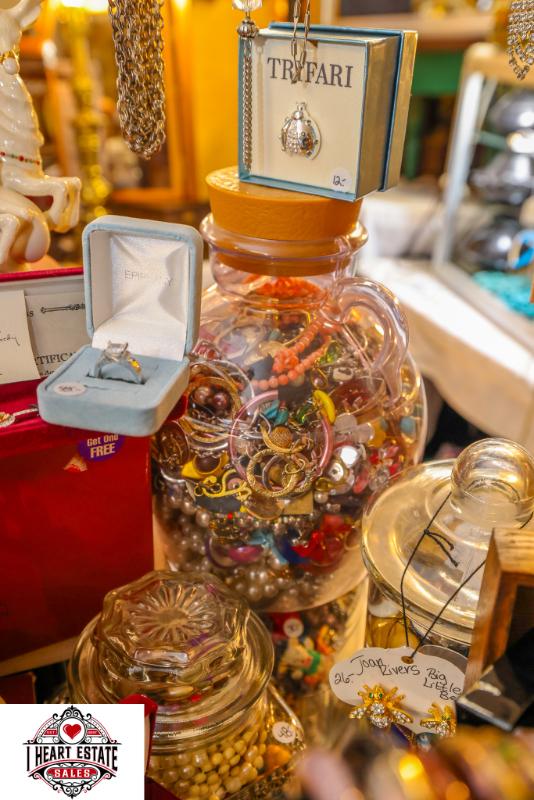 Sale Photo Thumbnail #92