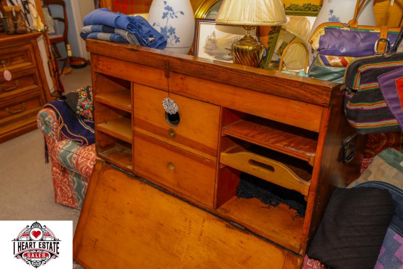 Sale Photo Thumbnail #243