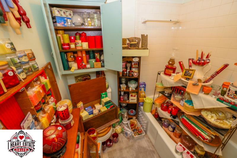 Sale Photo Thumbnail #214