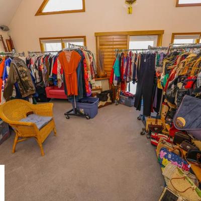 Sale Photo Thumbnail #32