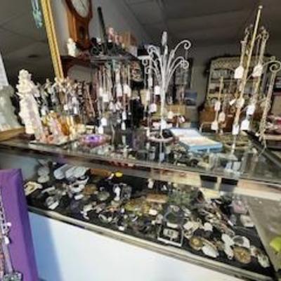 Sale Photo Thumbnail #2