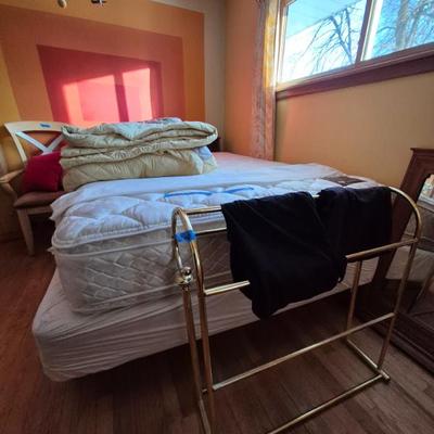 Sale Photo Thumbnail #36