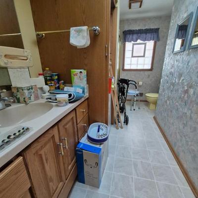 Sale Photo Thumbnail #50