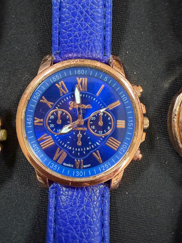 Sale Photo Thumbnail #16