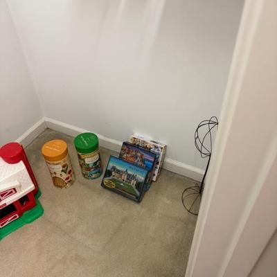 Sale Photo Thumbnail #183