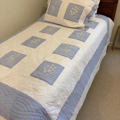 Sale Photo Thumbnail #186