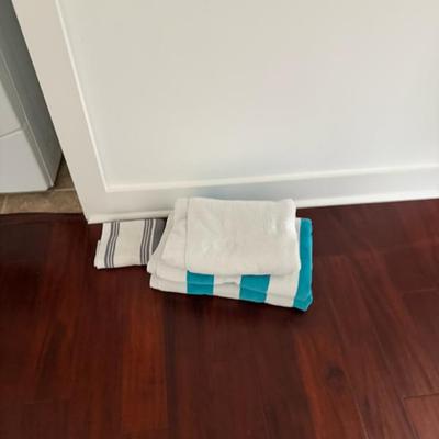 Sale Photo Thumbnail #55