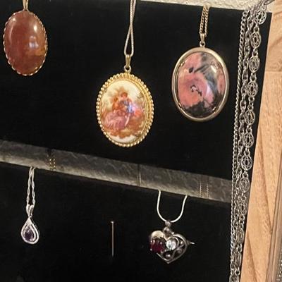 Sale Photo Thumbnail #31