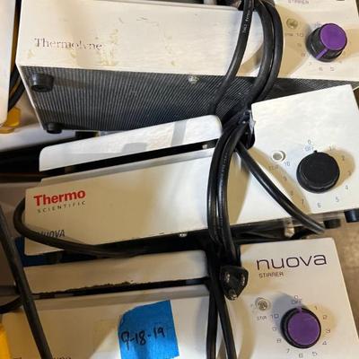 Sale Photo Thumbnail #5: Barnstead Thermolyne Nuova (S18525) Magnetic Stirrers for Mixing Liquids