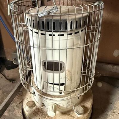 Sale Photo Thumbnail #19: DuraHeat Portable Indoor Kerosene Convection Heater (Model DH2304) 