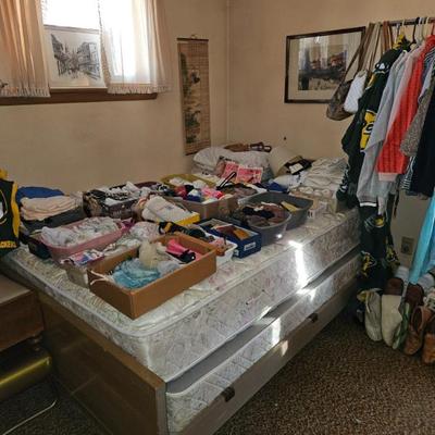 Sale Photo Thumbnail #16