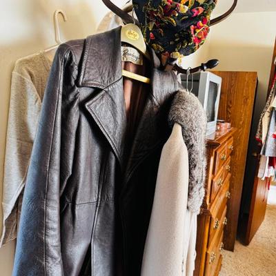 Sale Photo Thumbnail #98