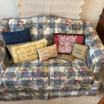 Sale Photo Thumbnail #186