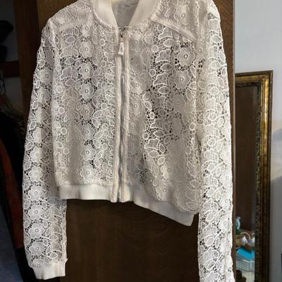 Sale Photo Thumbnail #3