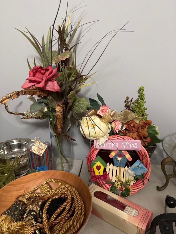 Sale Photo Thumbnail #380