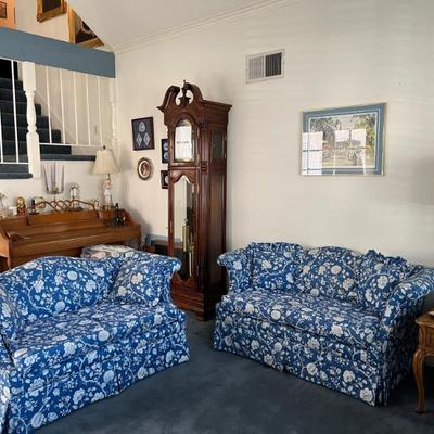 Sale Photo Thumbnail #2