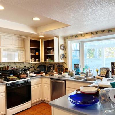 Sale Photo Thumbnail #33