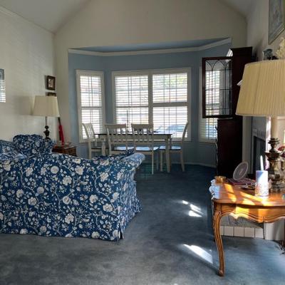 Sale Photo Thumbnail #3