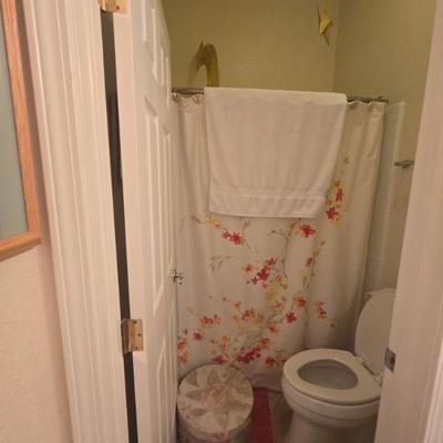 Sale Photo Thumbnail #110