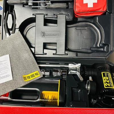 Sale Photo Thumbnail #151